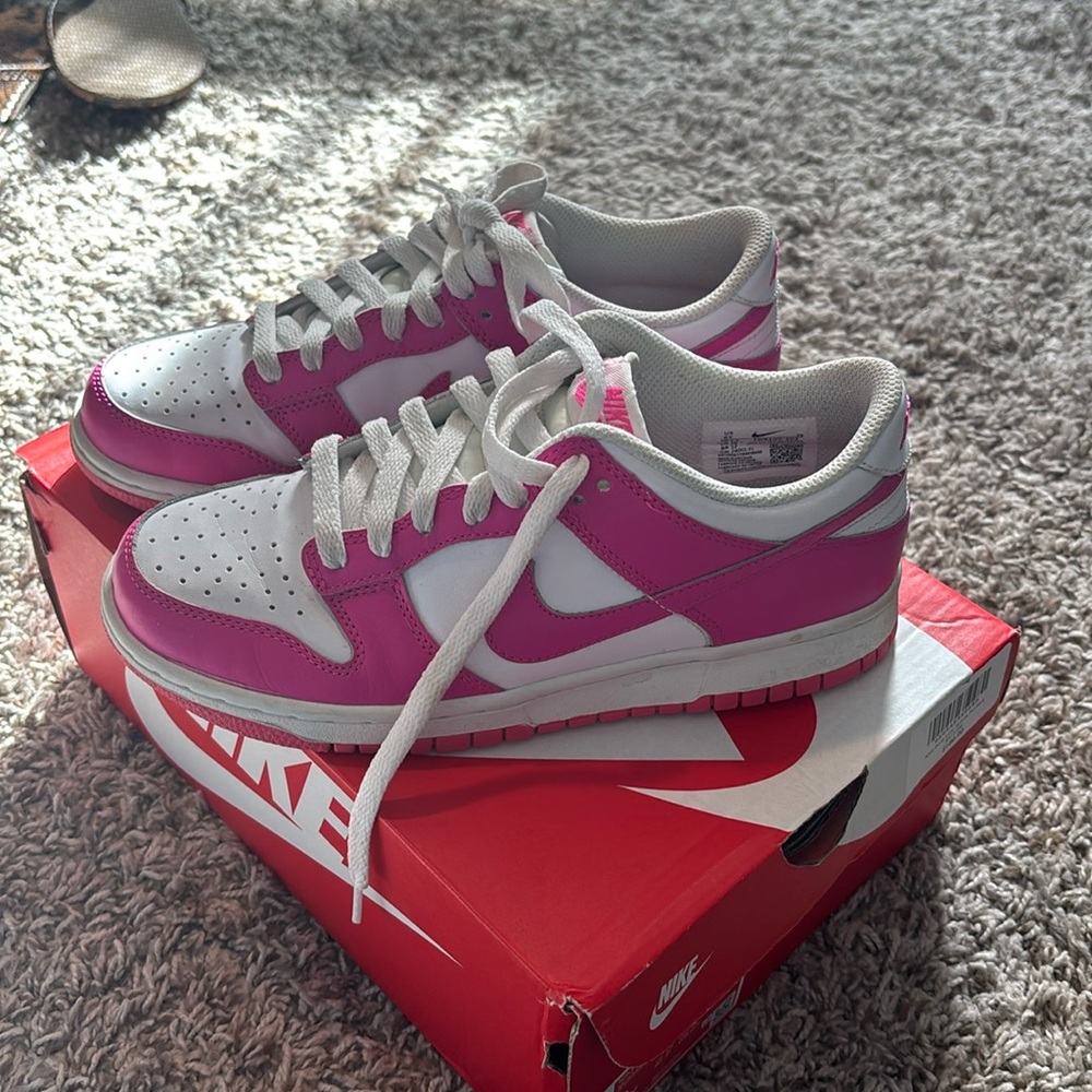 Women's Nike Dunk "Active Fuschia"